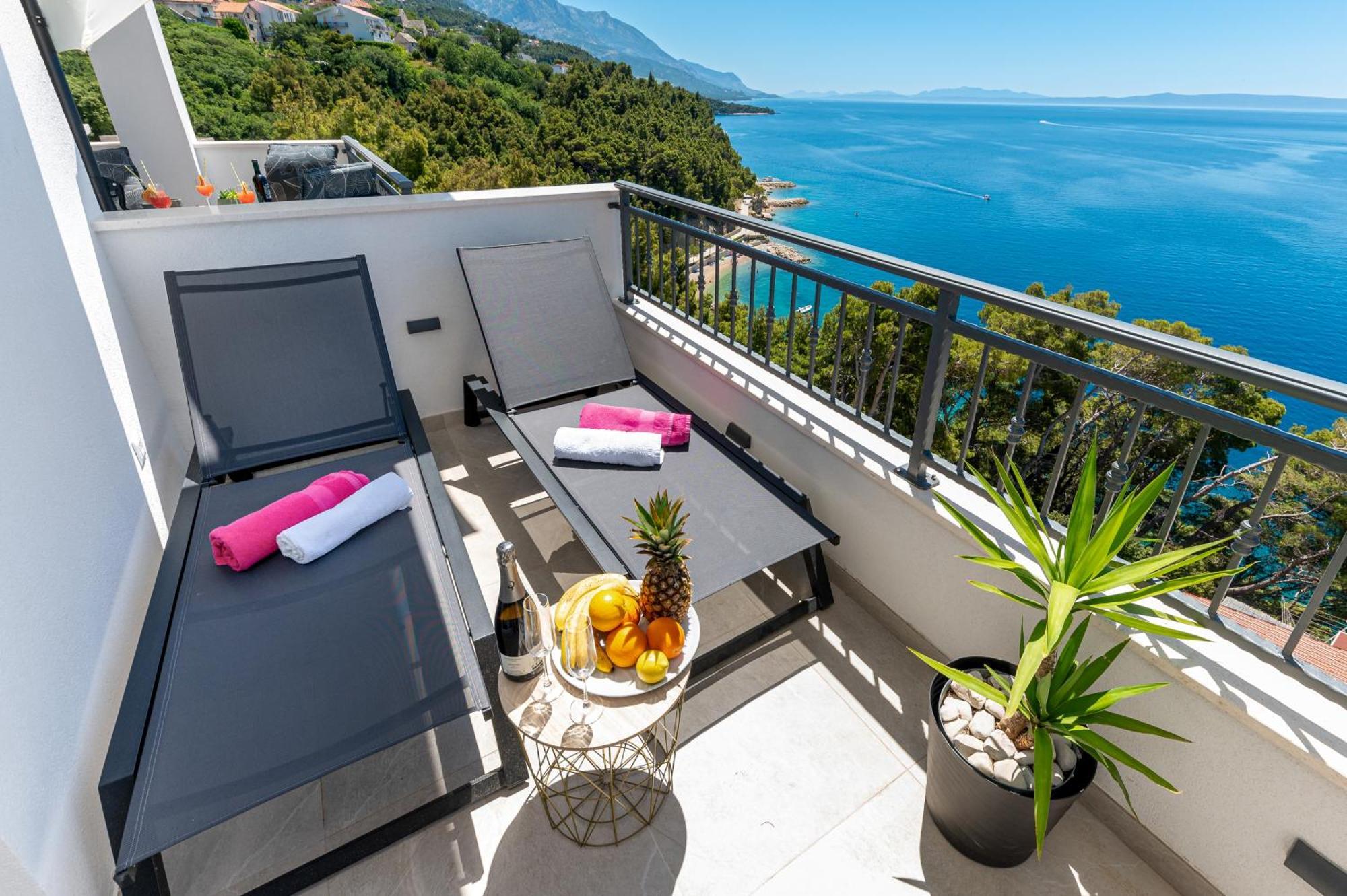 Seaview Apartments Nives Brela Extérieur photo